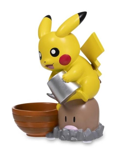 Pikachu Pokémon Gardening Planter