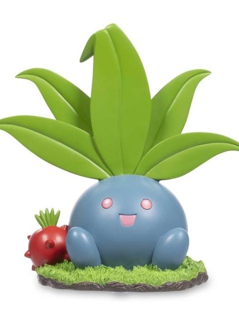 Oddish Pokémon Gardening Statue