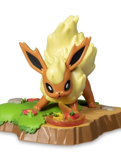 An Afternoon with Eevee & Friends: Flareon Figure by Funko